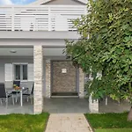 Kosic 4 By Interhome