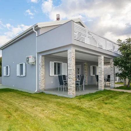 Kosic 4 By Interhome Lejlighed Vir
