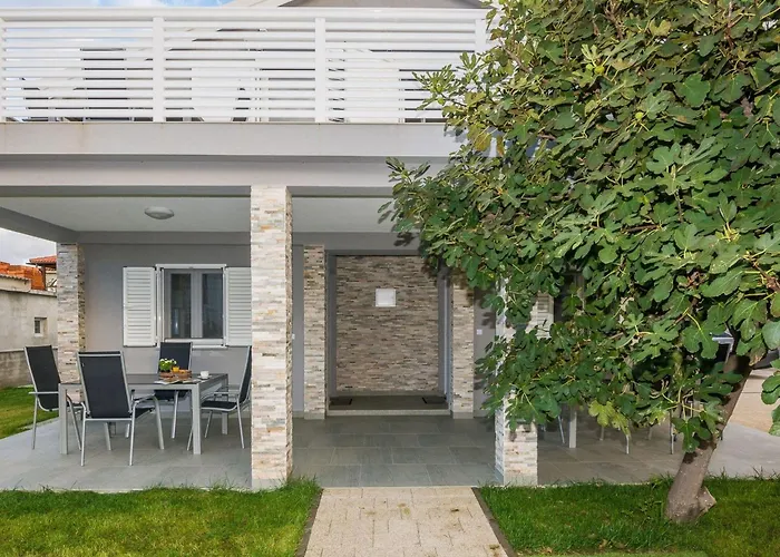 Kosic 4 By Interhome